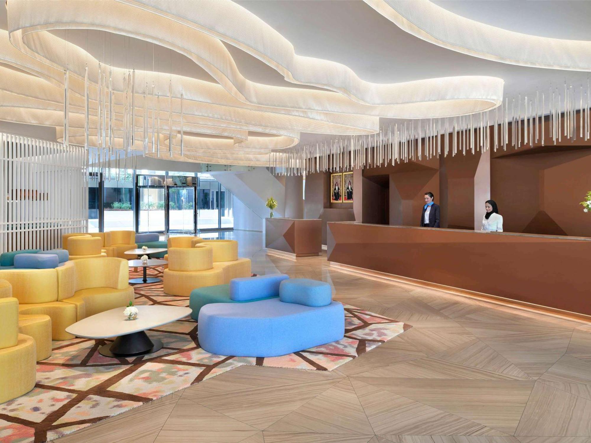 Moevenpick Hotel & Apartments Ghala มัสกัต ภายนอก รูปภาพ Lobby