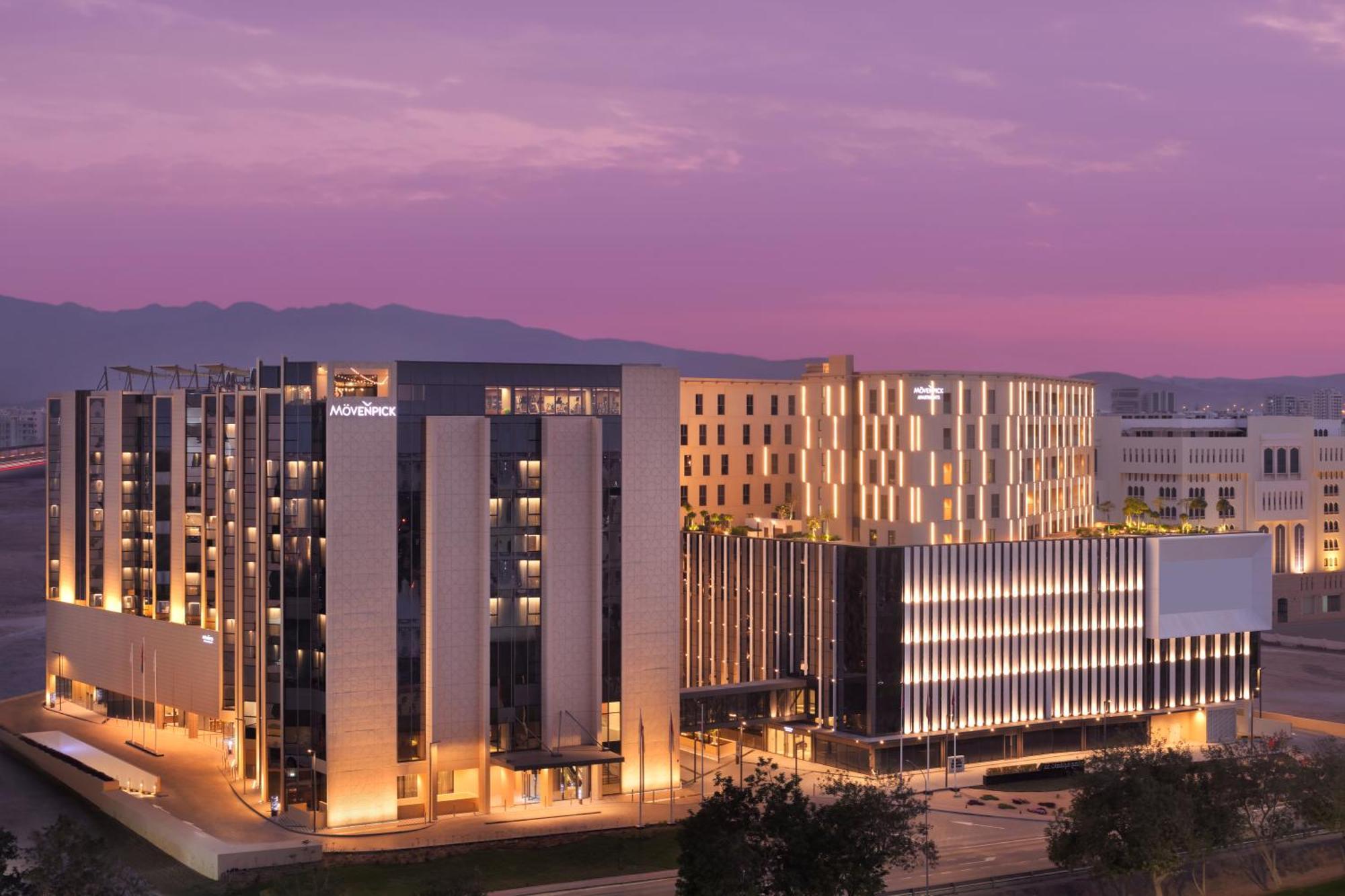 Moevenpick Hotel & Apartments Ghala มัสกัต ภายนอก รูปภาพ The new campus of the University of Patras